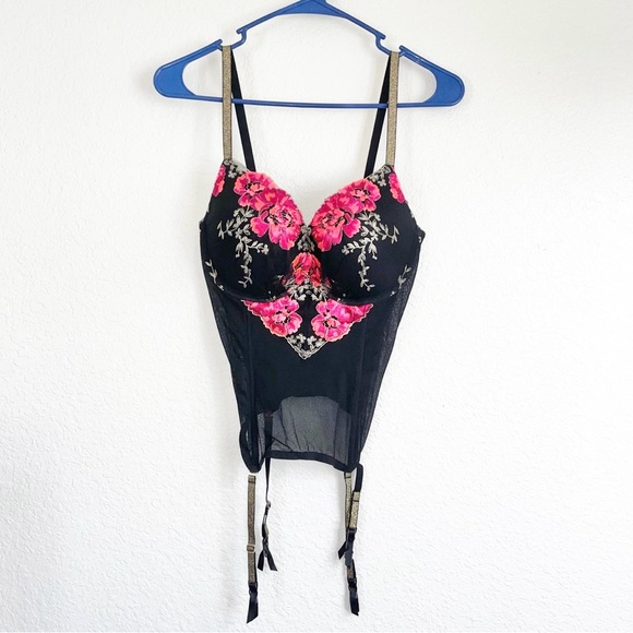 Victoria’s Secret Floral Gothic Garter Belt Gold Bling Strap Corset Lingerie!